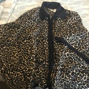 Like new Fleece zip up cape